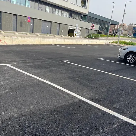 Apartment Iris Private Parking Split