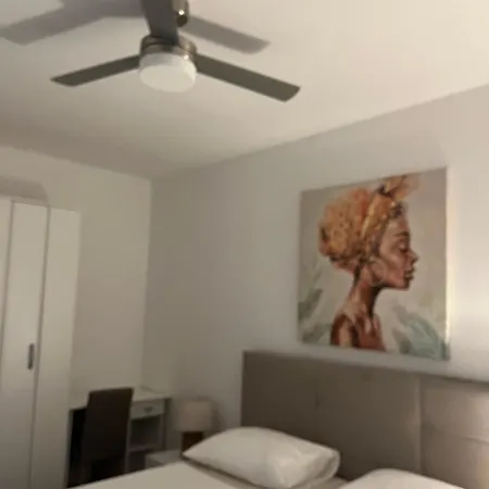 Iris Private Parking Apartman